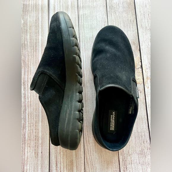 Sketchers Goga Max Suede Mules - Picture 7 of 7